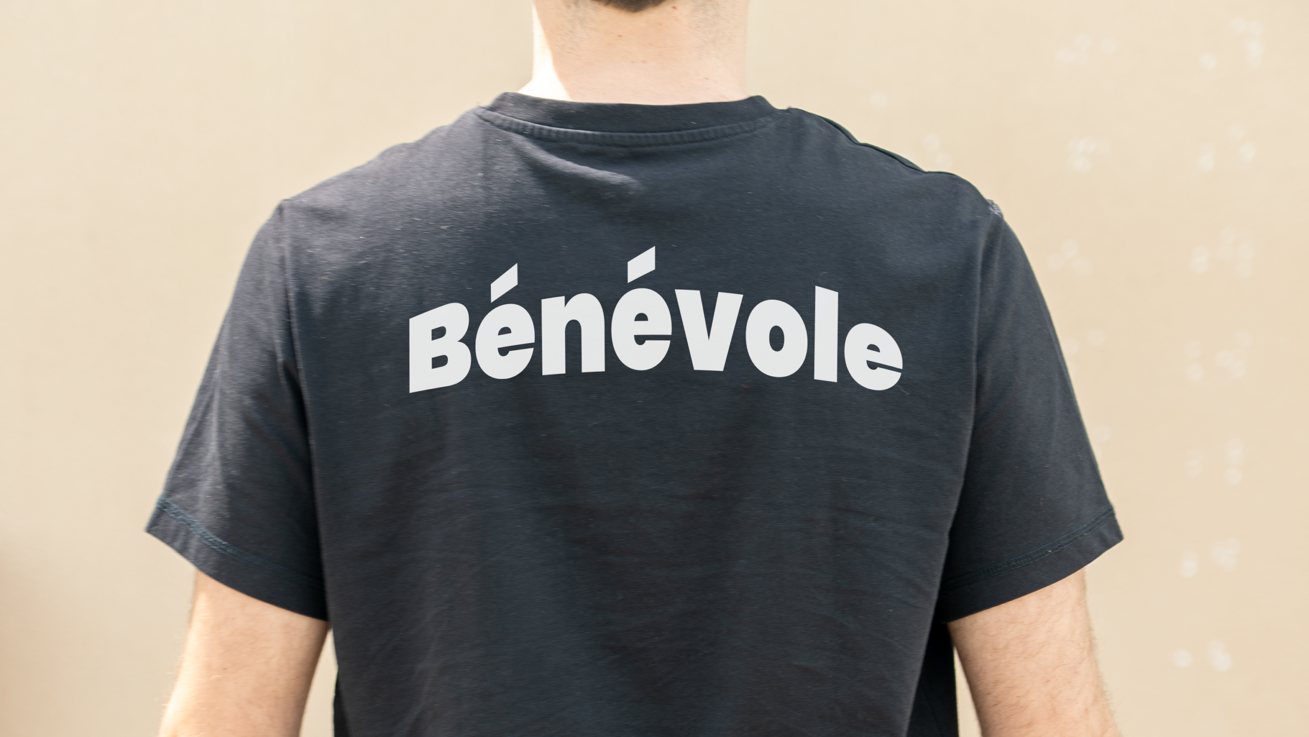 Bénévole de Sport'Up Events participant à l’organisation d’événements sportifs